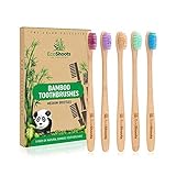 EcoShoots Cepillos de dientes de bambú para adultos | Pack familiar de 5 cepillos de dientes de bambú natural | Cepillo de dientes ecológico | Mango biodegradable | Cepillos de dientes sin BPA
